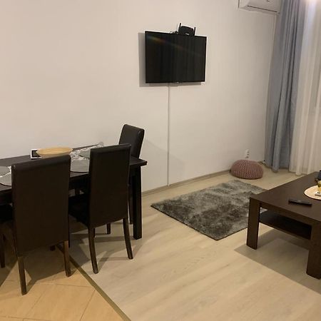 Confort Apartment Mediaş Exteriér fotografie